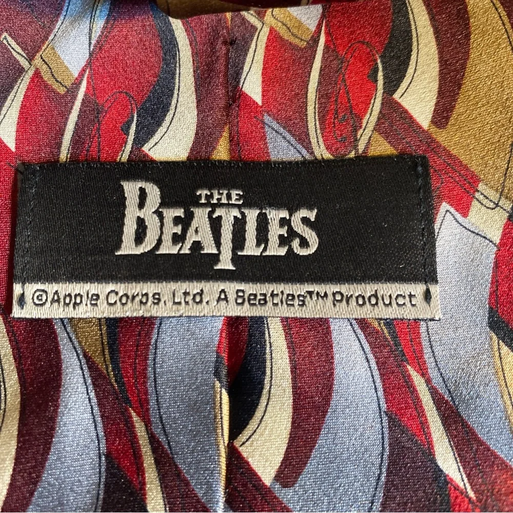 Apple Corp “The Beatles” 1 Album 100 % Silk Funky Abstract Neck Tie Vintage‎